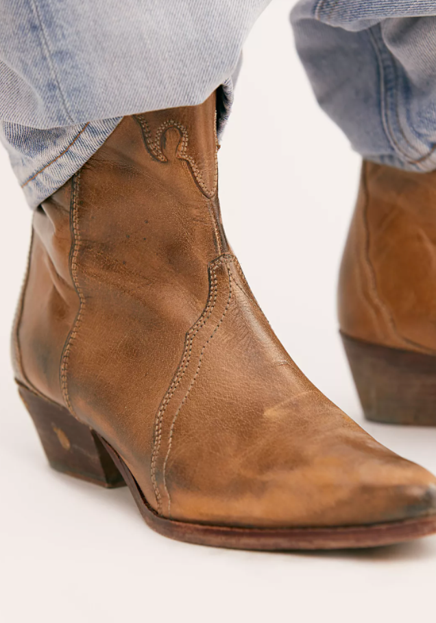 Free People | New Frontier Western Boot - Distressed Tan